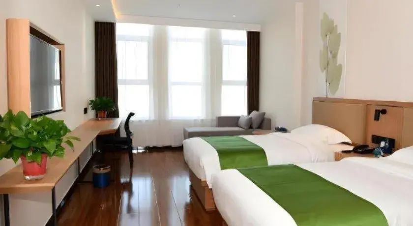 Bed in GreenTree Inn Xingta Songjing Street Financial Center Bed in GreenTree Inn Xingta Songjing Street Financial Center