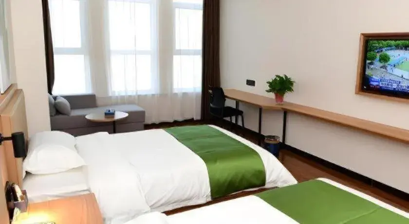 Bed in GreenTree Inn Xingta Songjing Street Financial Center Bed in GreenTree Inn Xingta Songjing Street Financial Center