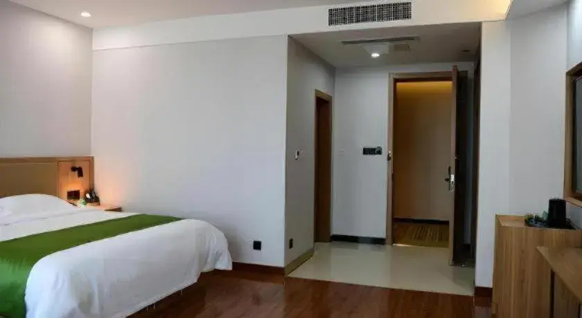 Bed in GreenTree Inn Xingta Songjing Street Financial Center Bed in GreenTree Inn Xingta Songjing Street Financial Center