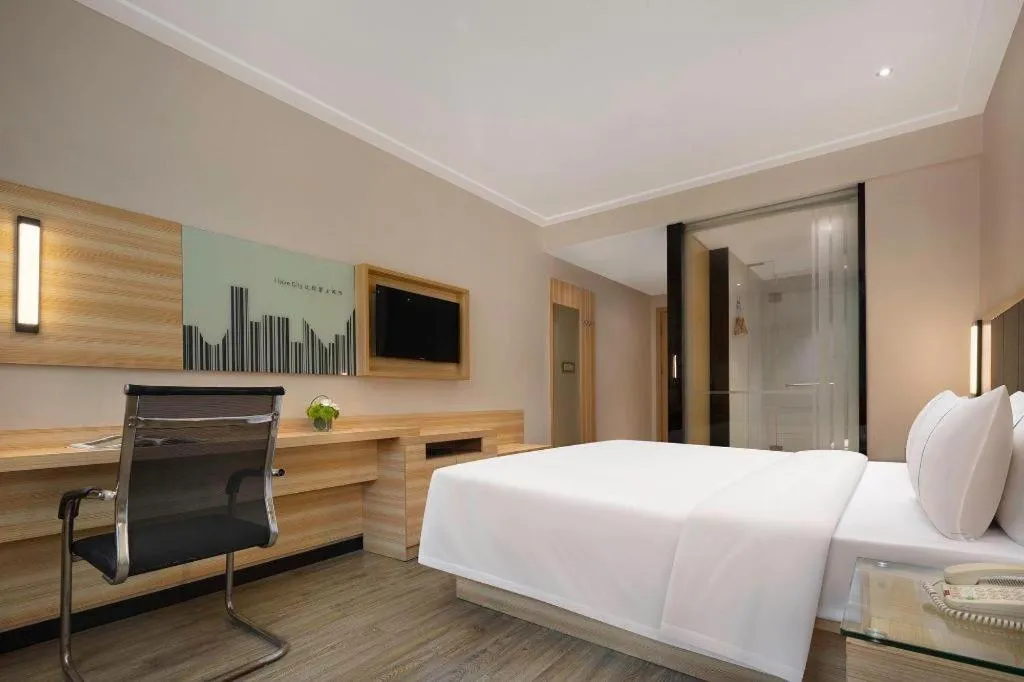 Bed in City Comfort Inn Changsha Window of the World Zhongmao City