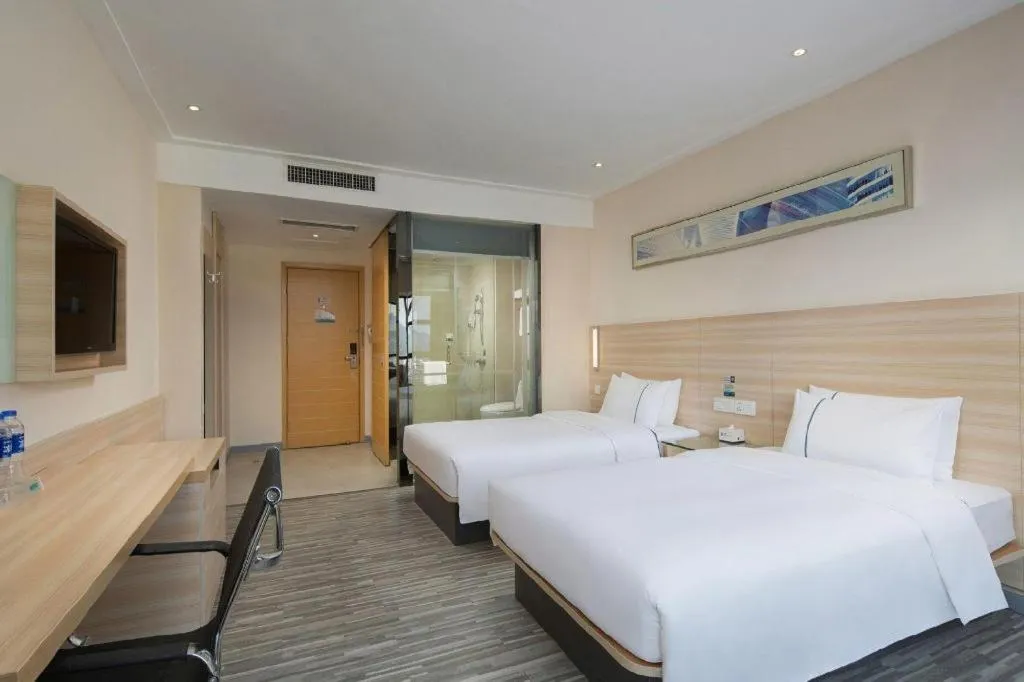 Bed in City Comfort Inn Changsha Window of the World Zhongmao City