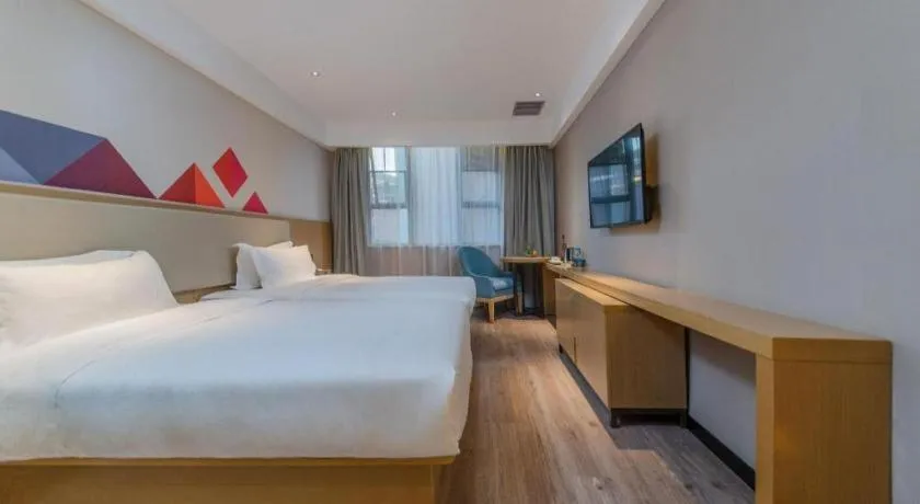 Bed in City Comfort Inn Guangzhou Shixi Metro Station Pazhou Exhibition