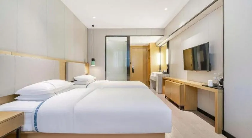 Bed in City Comfort Inn Guangzhou Shixi Metro Station Pazhou Exhibition