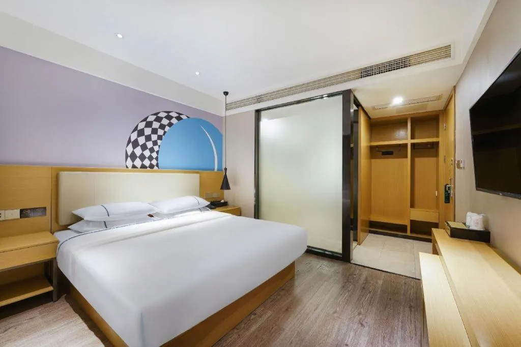 Bed in City Comfort Inn Guangzhou Shixi Metro Station Pazhou Exhibition