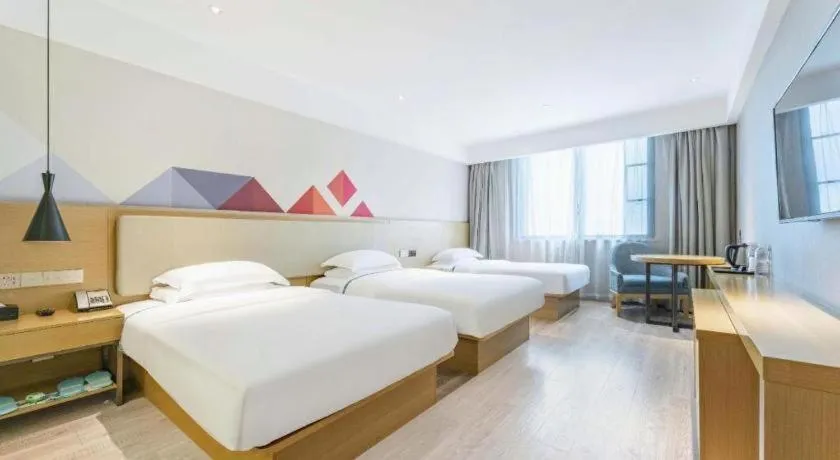 Bed in City Comfort Inn Guangzhou Shixi Metro Station Pazhou Exhibition