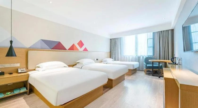 Bed in City Comfort Inn Guangzhou Shixi Metro Station Pazhou Exhibition