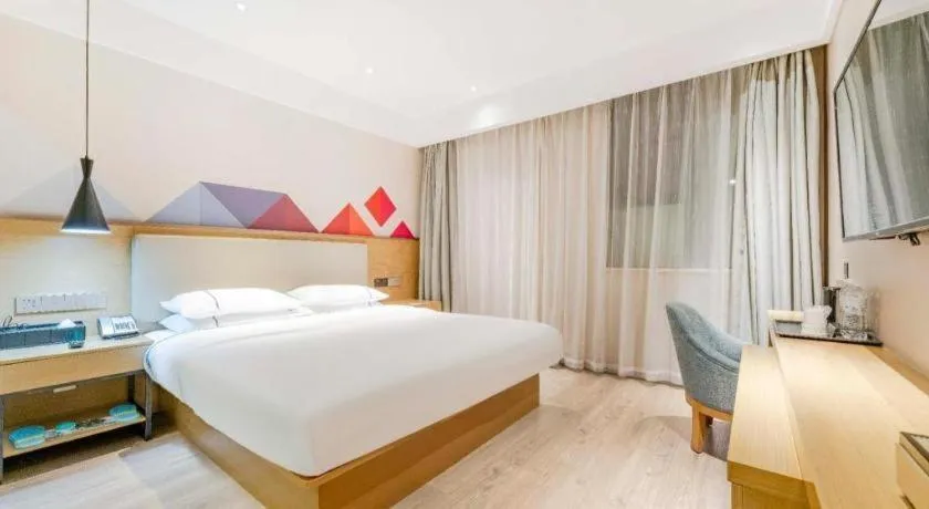 Bed in City Comfort Inn Guangzhou Shixi Metro Station Pazhou Exhibition