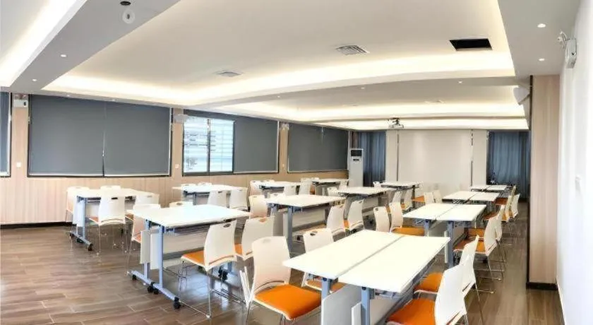 Borrman Hotel Guigang Pingnan Donghu