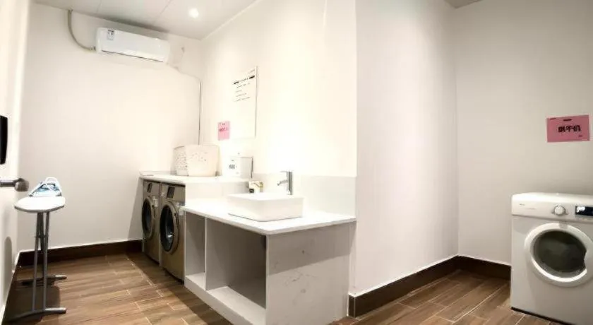 Borrman Hotel Guigang Pingnan Donghu