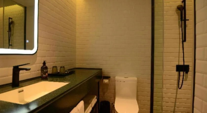 City Comfort Premier Hotel Wuhan Wangjiawan Hanyang Bus Station Metro Station