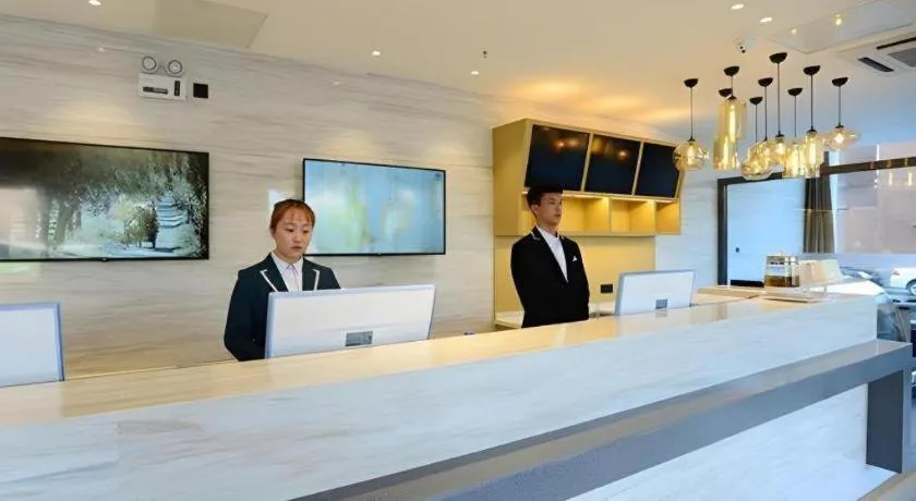 City Comfort Inn Dandong Railway Station Yalu River Scenic Area