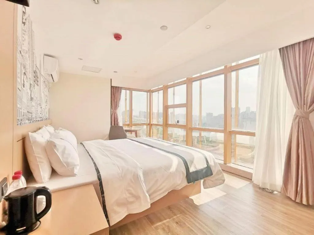 Bed in City Comfort Inn Nanning Exhibition Center Hangyang City Metro Station