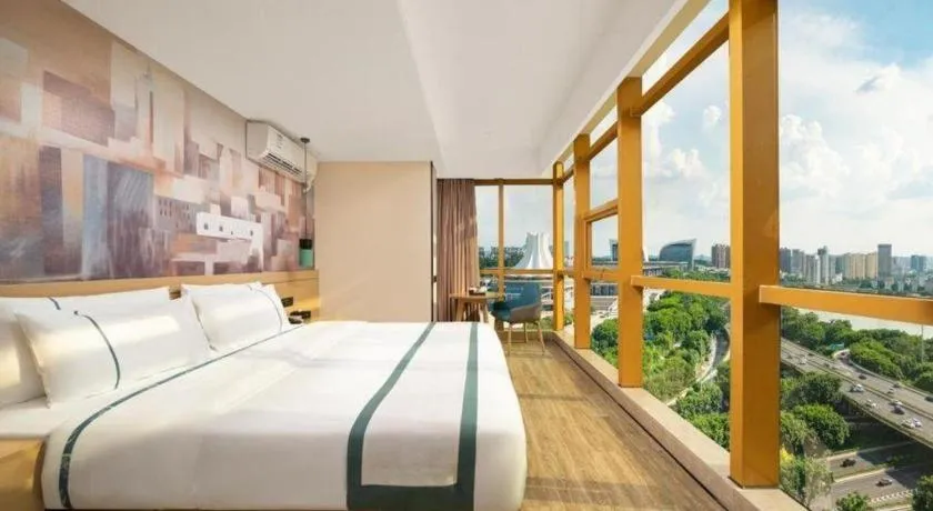 Bed in City Comfort Inn Nanning Exhibition Center Hangyang City Metro Station