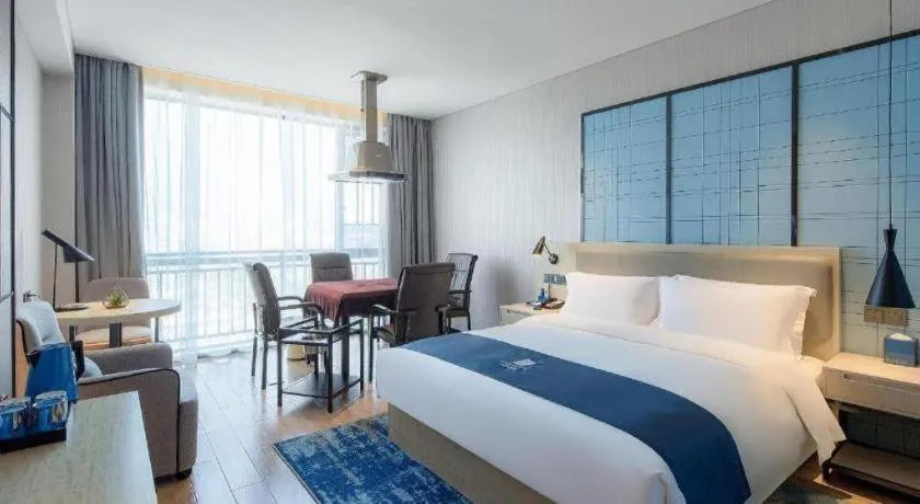 Bed in Echarm Hotel Changsha Yuelu Mountain West Bus Station Metro Station