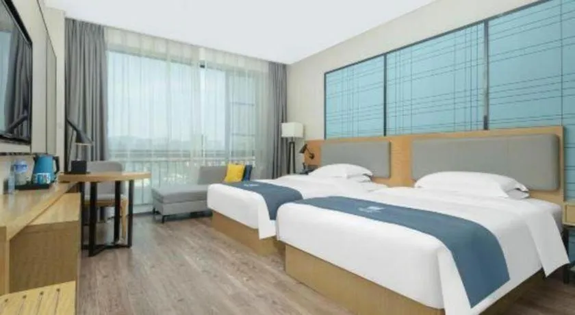 Bed in Echarm Hotel Changsha Yuelu Mountain West Bus Station Metro Station