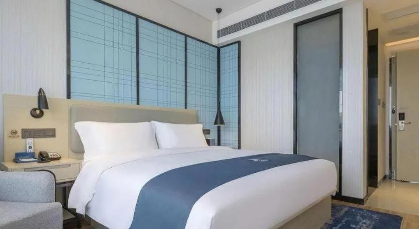 Bed in Echarm Hotel Changsha Yuelu Mountain West Bus Station Metro Station