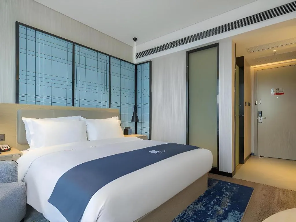 Bed in Echarm Hotel Changsha Yuelu Mountain West Bus Station Metro Station