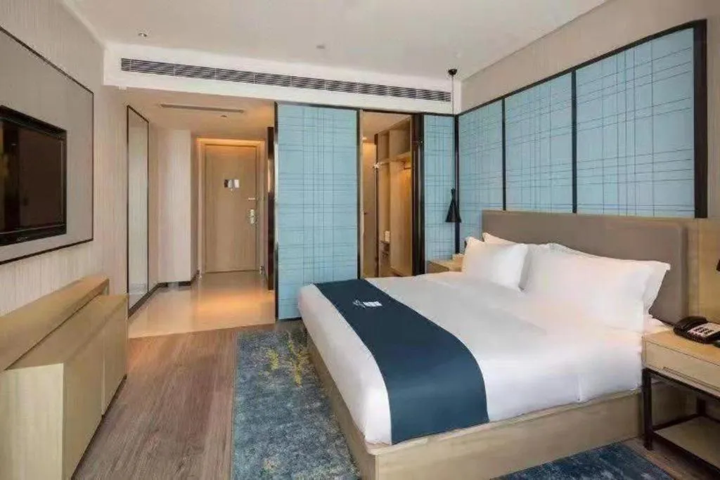 Bed in Echarm Hotel Changsha Yuelu Mountain West Bus Station Metro Station