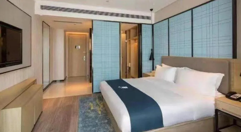 Bed in Echarm Hotel Changsha Yuelu Mountain West Bus Station Metro Station