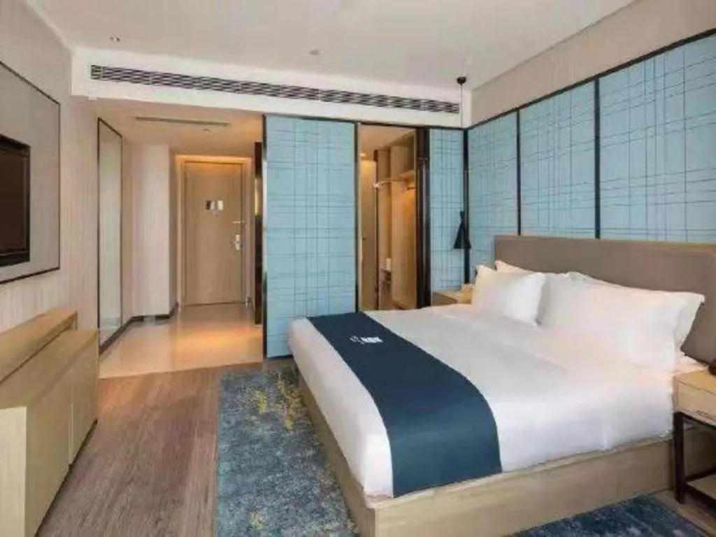 Bed in Echarm Hotel Changsha Yuelu Mountain West Bus Station Metro Station