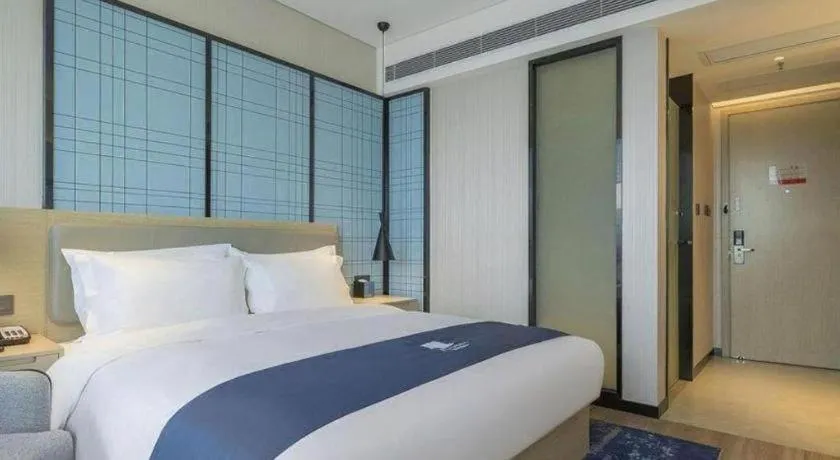 Bed in Echarm Hotel Changsha Yuelu Mountain West Bus Station Metro Station