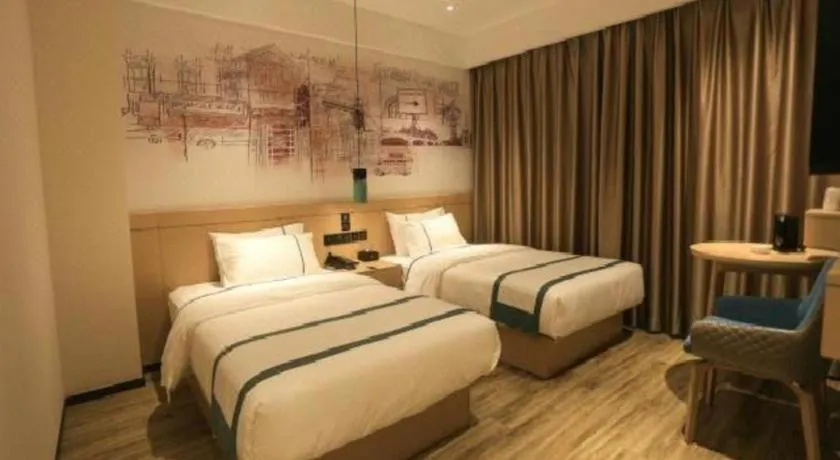 Bed in City Comfort Inn Nanchang Zhangshulin Shashagou Metro Station
