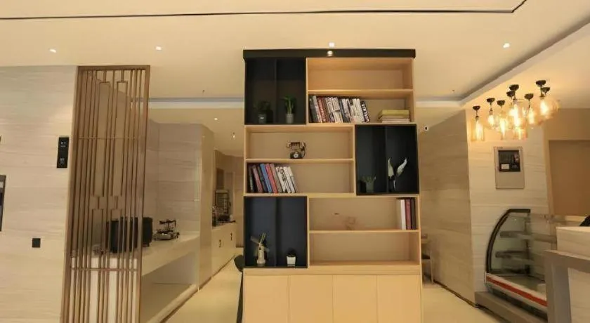 Bed in City Comfort Inn Nanchang Zhangshulin Shashagou Metro Station