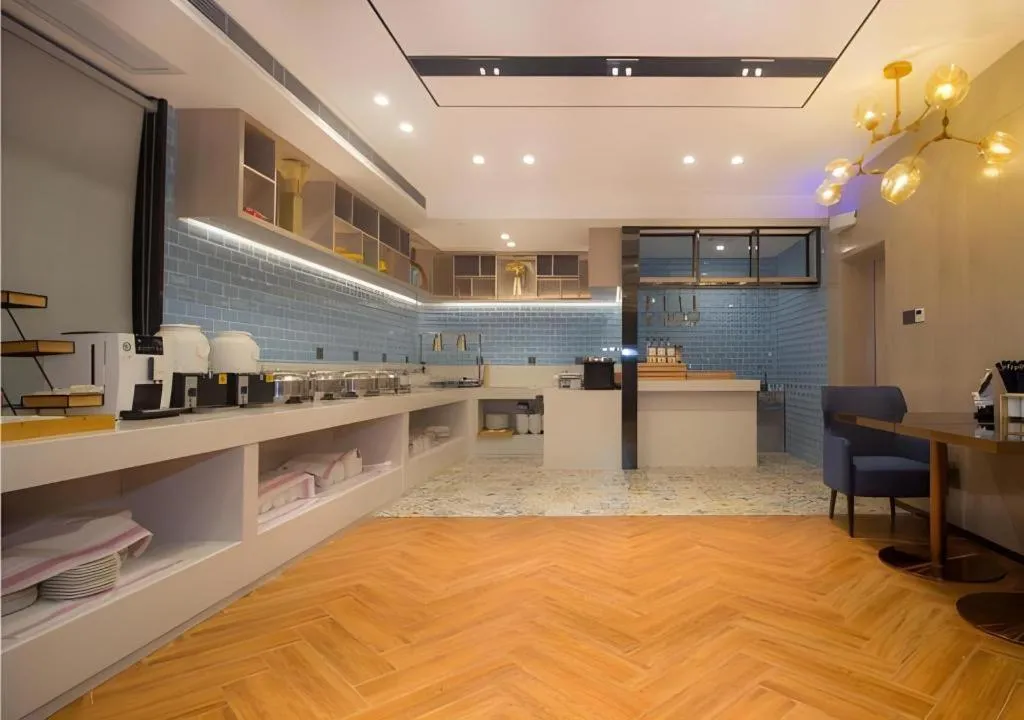 Echarm Hotel Changsha Wuyi Square Railway Metro Station