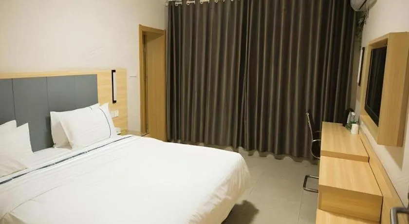 Bed in City Comfort Inn Nanchang Bayi Square Metro Station Wushang
