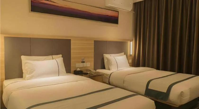 Bed in City Comfort Inn Anyang Railway Station