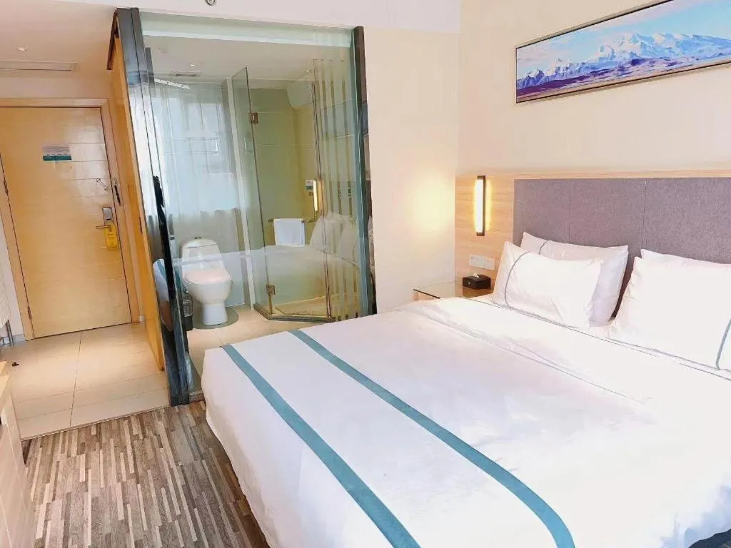 Bed in City Comfort Inn Anyang Railway Station