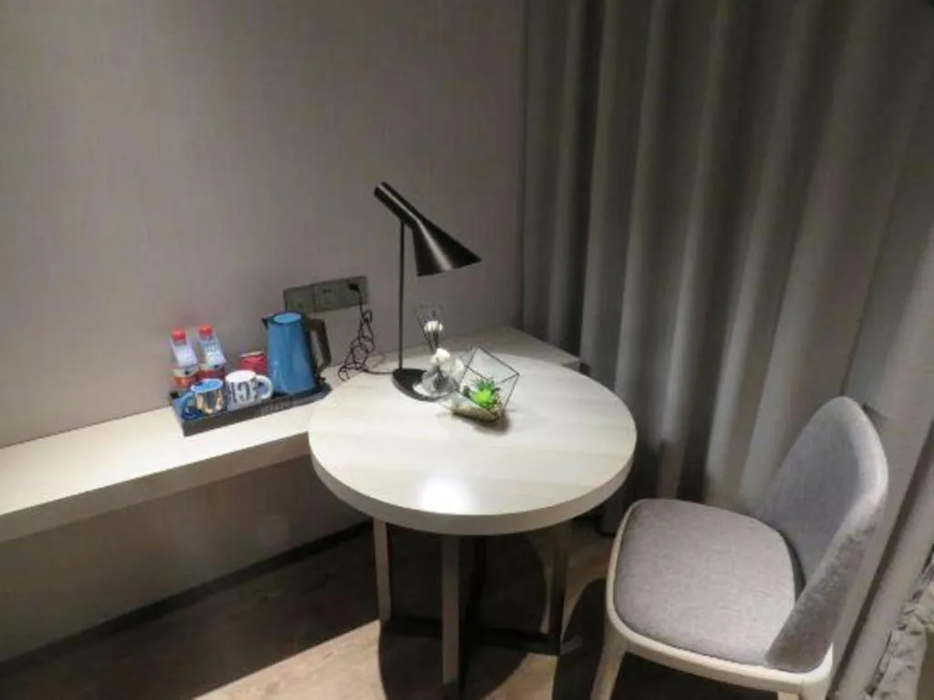 Echarm Hotel Nanchang Bayi Square Metro Station Wushang MALL