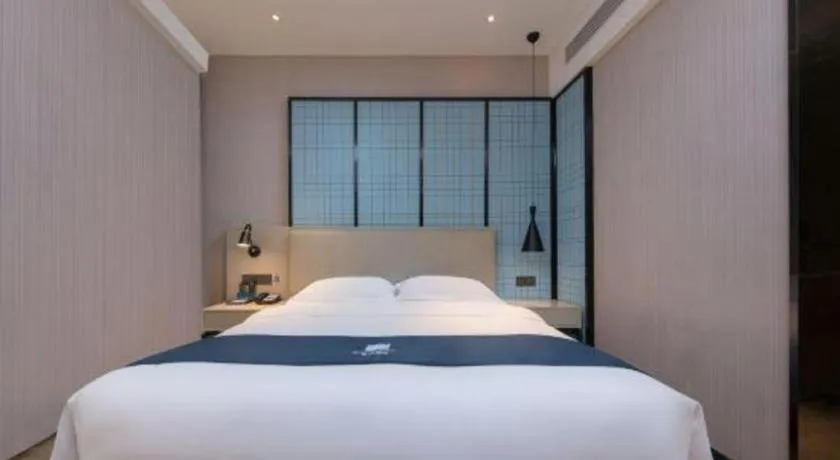 Bed in Echarm Hotel Nanchang Bayi Square Metro Station Wushang MALL