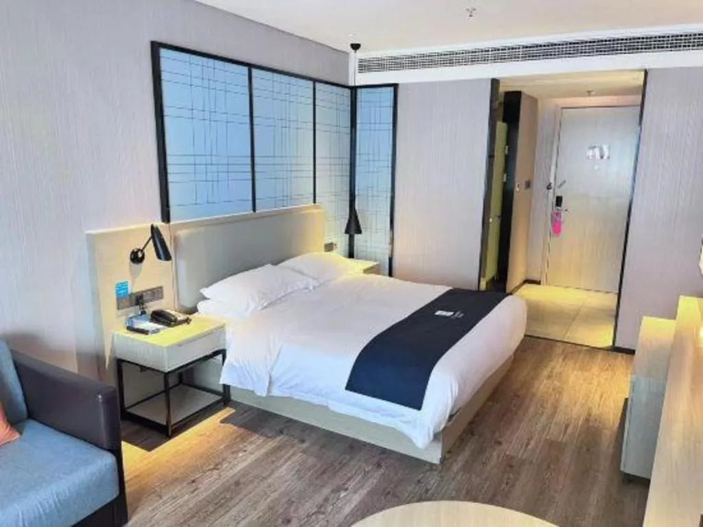 Bed in Echarm Hotel Nanchang Bayi Square Metro Station Wushang MALL