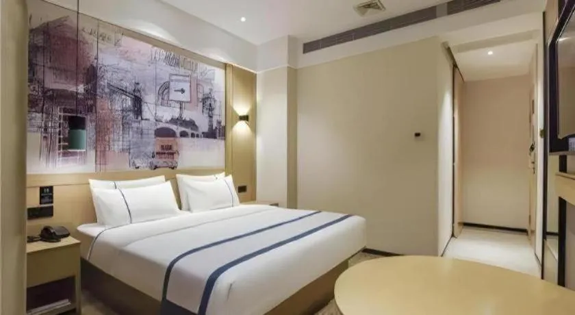 Bed in City Comfort Inn Guangzhou Sun Yat-sen Memorial Hospital Yide Road Metro Station