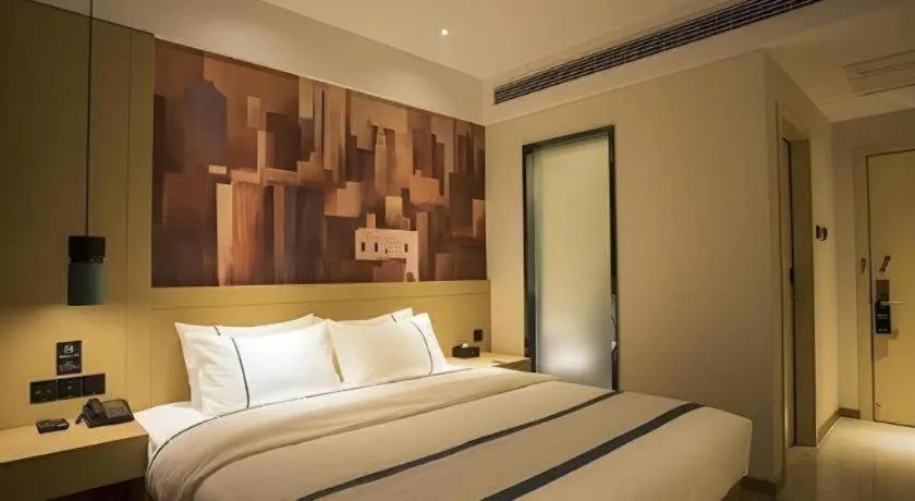 Bed in City Comfort Inn Guangzhou Sun Yat-sen Memorial Hospital Yide Road Metro Station