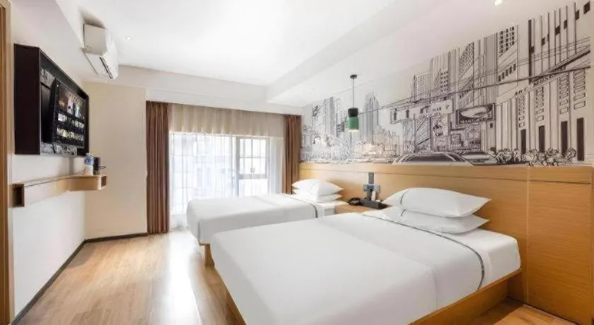 Bed in City Comfort Inn Guangzhou Sun Yat-sen Memorial Hospital Yide Road Metro Station