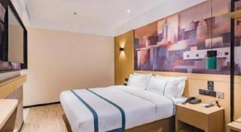 Bed in City Comfort Inn Guangzhou Sun Yat-sen Memorial Hospital Yide Road Metro Station