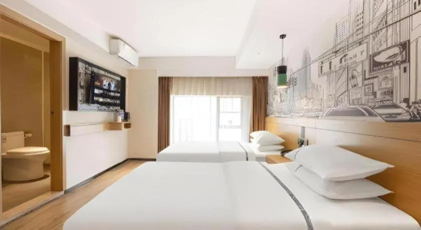 Bed in City Comfort Inn Guangzhou Sun Yat-sen Memorial Hospital Yide Road Metro Station