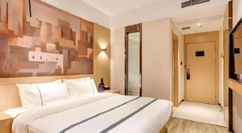 Bed in City Comfort Inn Guangzhou Sun Yat-sen Memorial Hospital Yide Road Metro Station