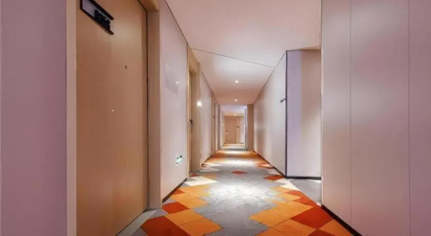 Borrman Hotel Chongqing Liberation Monument Hongyadong