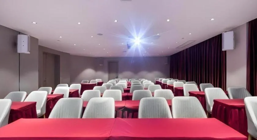 Echarm Hotel Huzhou Wuyue Plaza Children's Clothing City