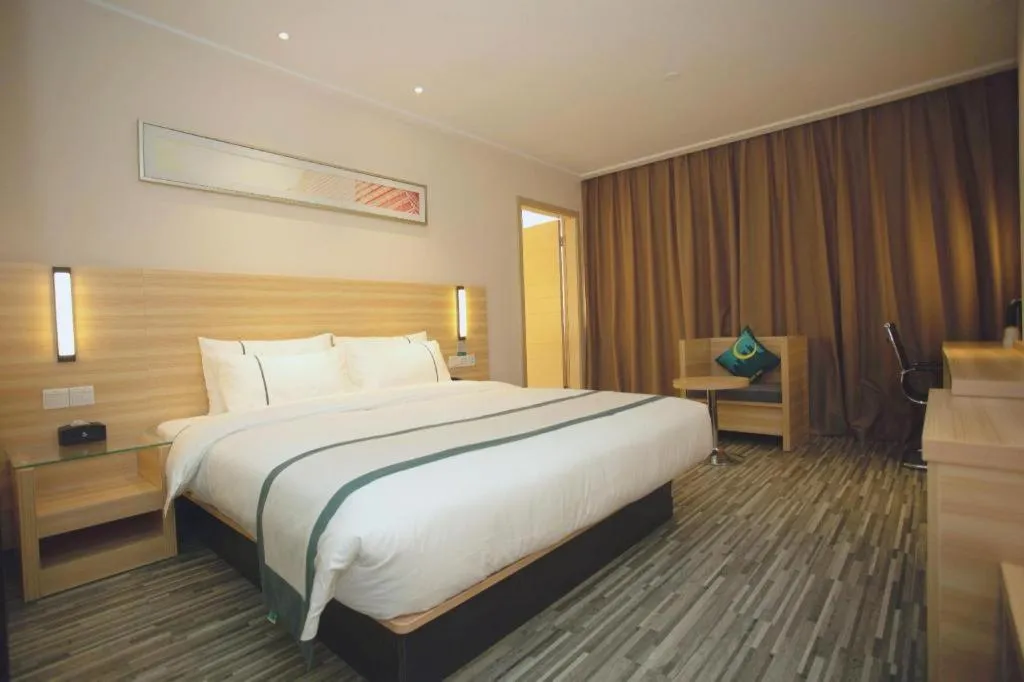 Bed in City Comfort Inn Qichun Experimental Middle School