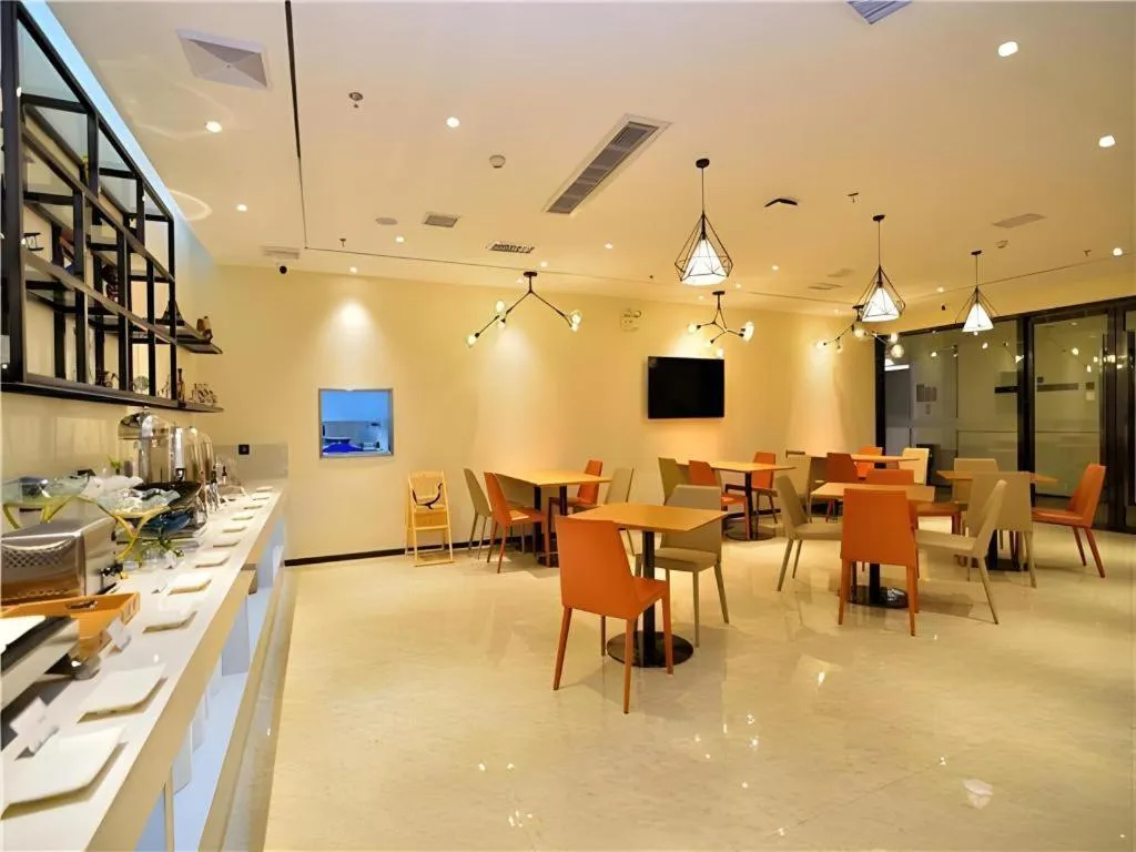 City Comfort Inn Kunming Flower City Midea Shuncheng Mansion