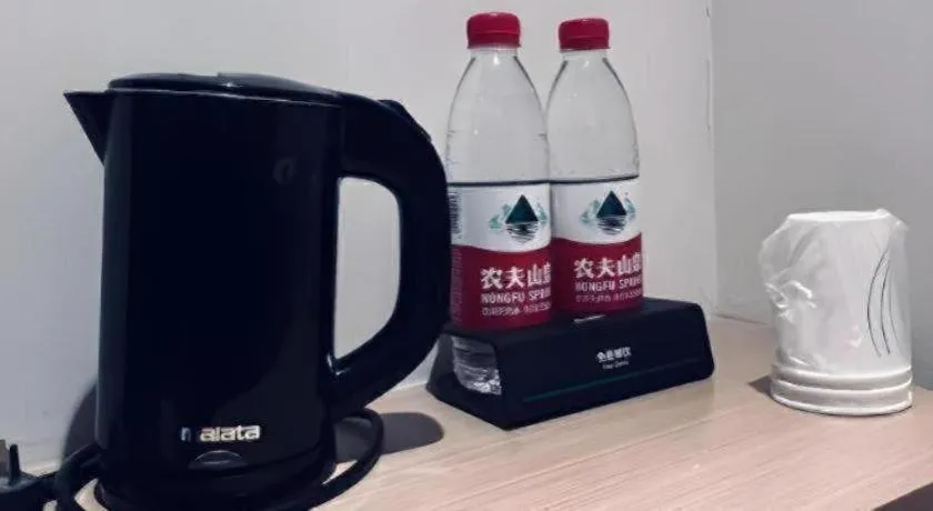 City Comfort Inn Kunming Flower City Midea Shuncheng Mansion