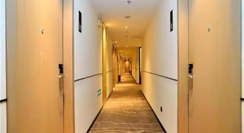 City Comfort Inn Kunming Flower City Midea Shuncheng Mansion