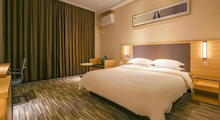 Bed in City Comfort Inn Yangjiang Yangxi Renmin Road Triumph Plaza