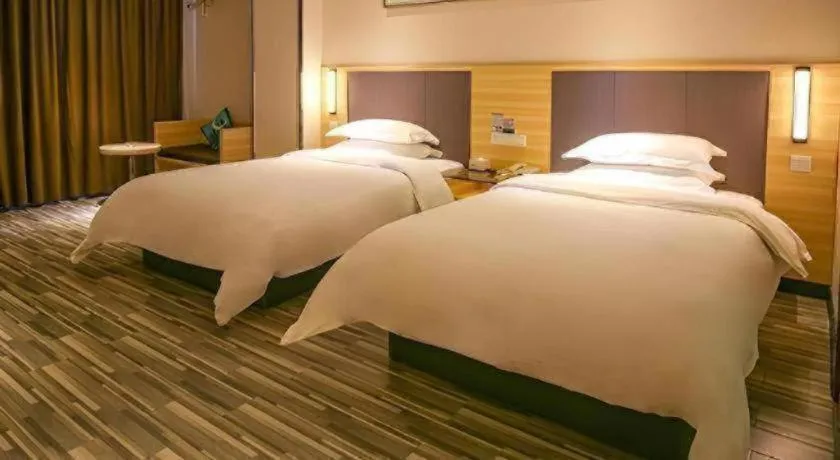 Bed in City Comfort Inn Yangjiang Yangxi Renmin Road Triumph Plaza