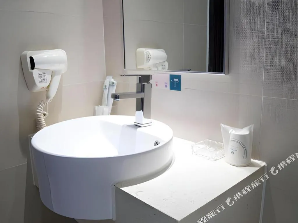 City Comfort Inn Yangjiang Yangxi Renmin Road Triumph Plaza