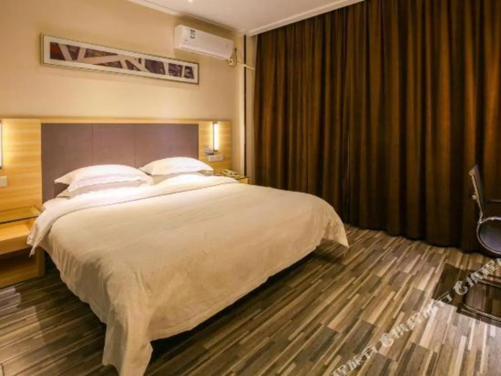 Bed in City Comfort Inn Yangjiang Yangxi Renmin Road Triumph Plaza